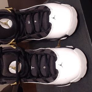 Retro Air Jordans 2Y